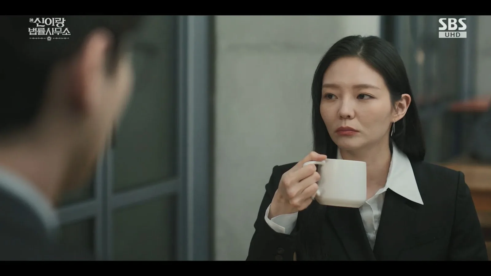 오눈오네 · 신이랑법률사무소 촬영 장면 2