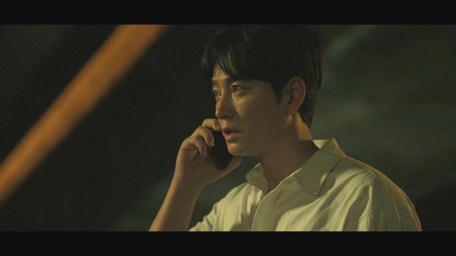 프라 폭끌라오 다리 아래 드라마 장면 2