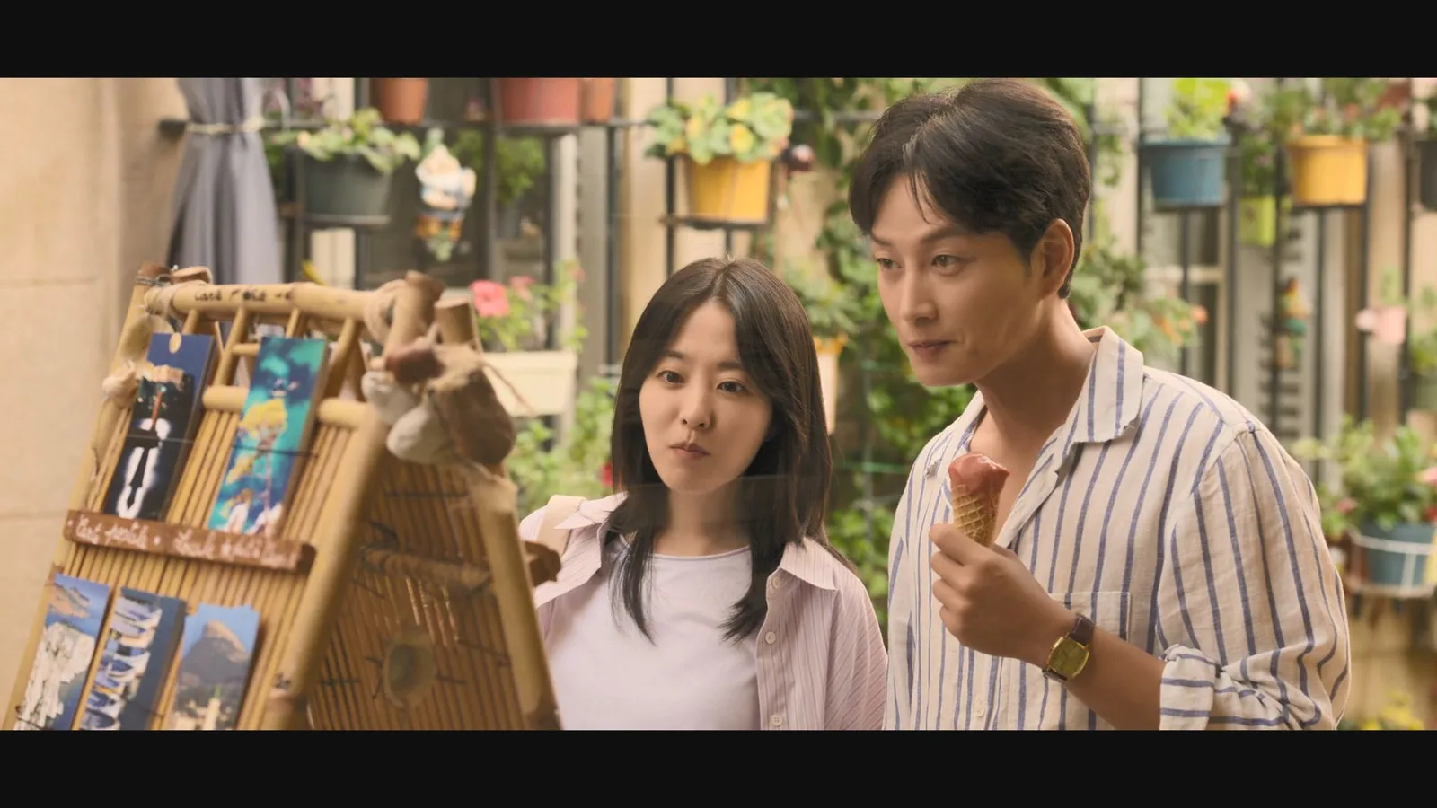 아돌프 띠에 가 드라마 장면 2