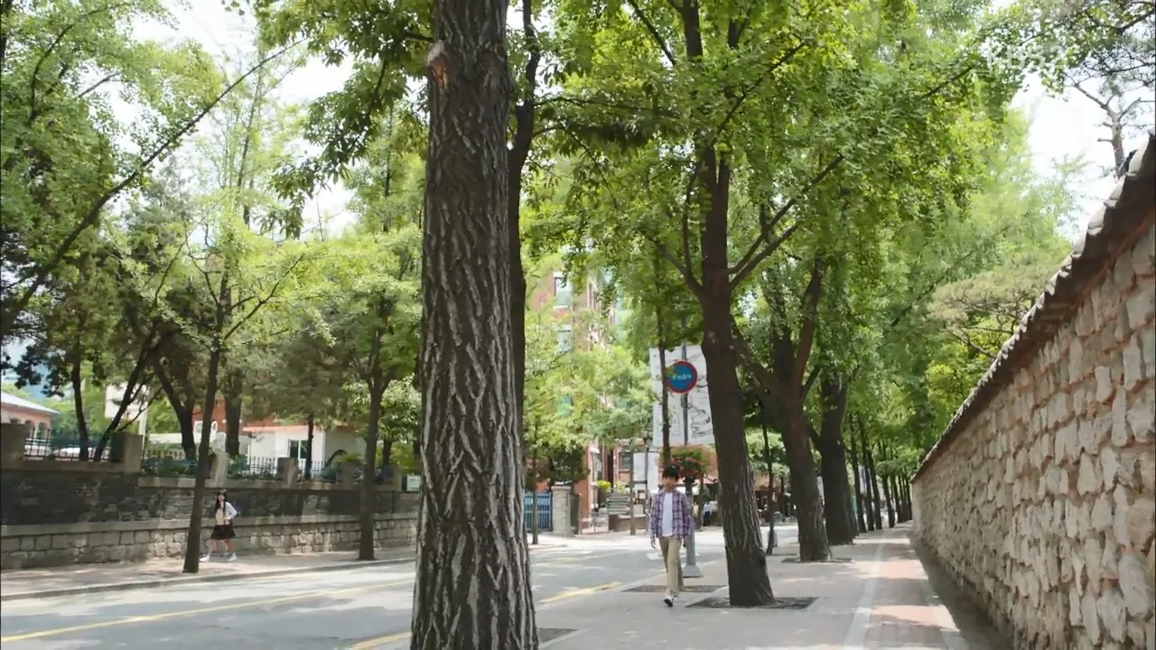 정동길 드라마 장면 1